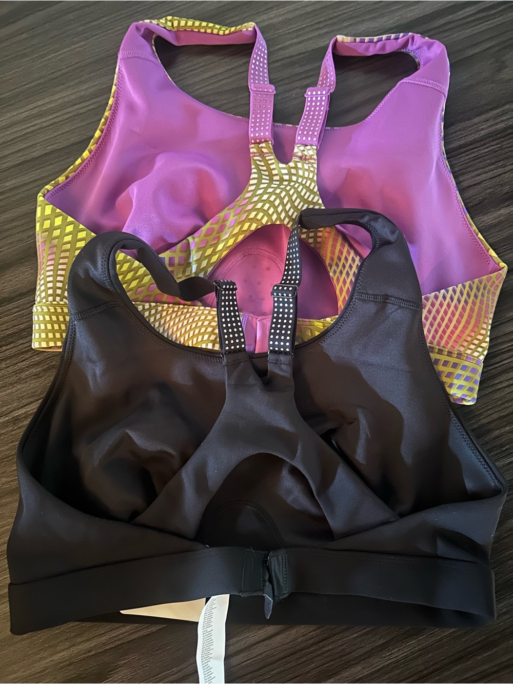 Pair of new Fabletics Full-Sprint High Impact Sports Bras - Picture 6 of 7